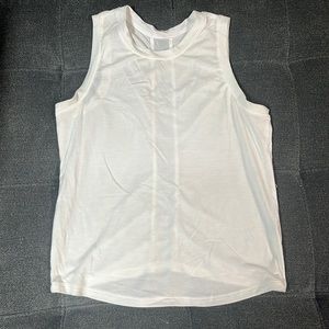 White Old Navy Tank Top in Size Women’s XS